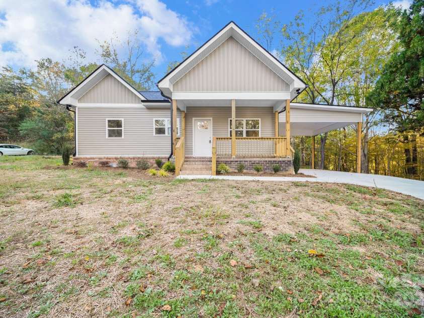 400 El Bethel Road, Kings Mountain, NC 28086.  MLS# CAR4315708, YatesRealty ID 2111. 