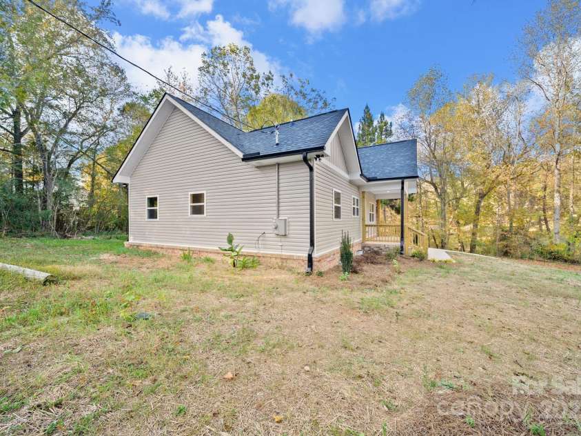 400 El Bethel Road, Kings Mountain, NC 28086.  MLS# CAR4315708, YatesRealty ID 2111. Side view