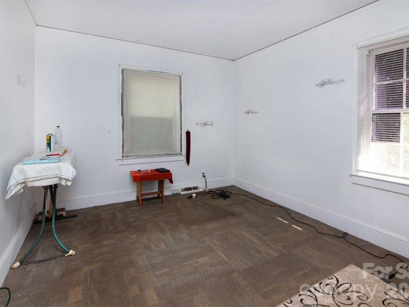 4414 Major Street, Charlotte, NC 28208.  MLS# CAR4349572, YatesRealty ID 2111. 