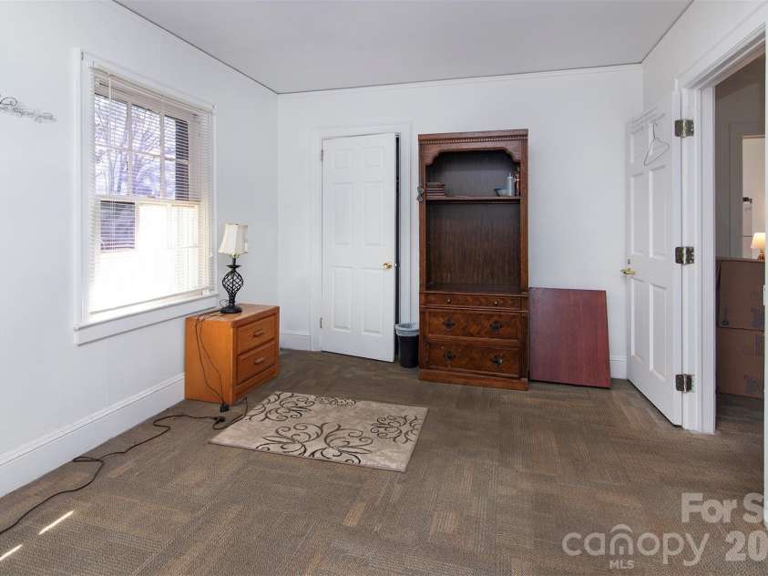 4414 Major Street, Charlotte, NC 28208.  MLS# CAR4349572, YatesRealty ID 2111. 