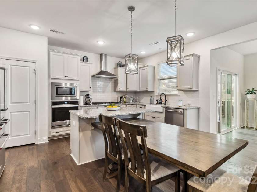 531 Red Wolf Lane, Clover, SC 29710.  MLS# CAR4224880, YatesRealty ID 2111. 