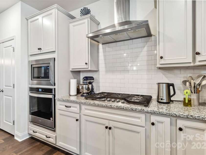 531 Red Wolf Lane, Clover, SC 29710.  MLS# CAR4224880, YatesRealty ID 2111. 