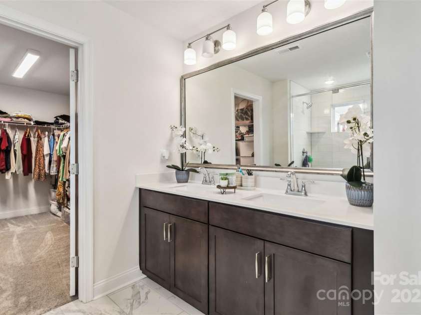 531 Red Wolf Lane, Clover, SC 29710.  MLS# CAR4224880, YatesRealty ID 2111. 