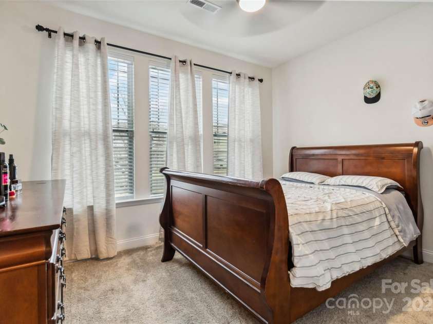 531 Red Wolf Lane, Clover, SC 29710.  MLS# CAR4224880, YatesRealty ID 2111. 