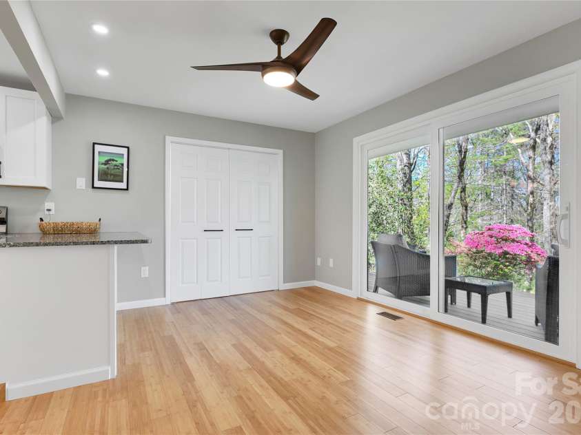 359 Rainbow Lake Drive, Brevard, NC 28712.  MLS# CAR4364404, YatesRealty ID 21110. 
