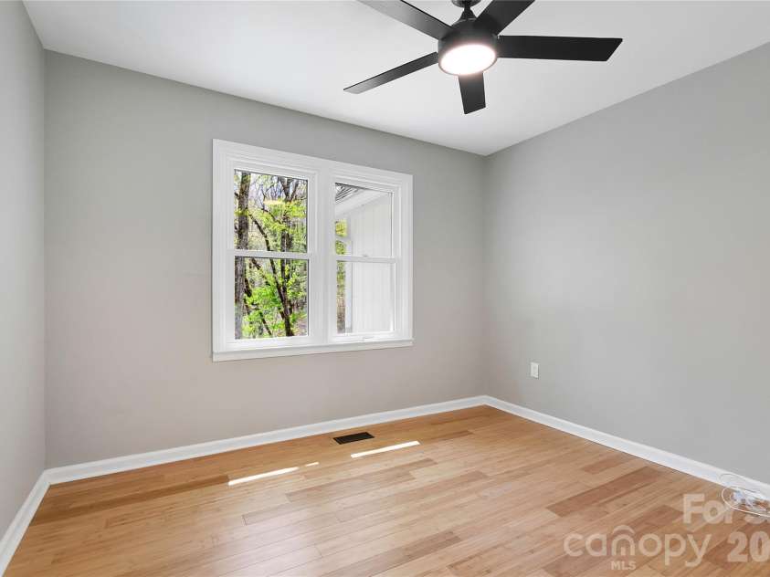 359 Rainbow Lake Drive, Brevard, NC 28712.  MLS# CAR4364404, YatesRealty ID 21110. 