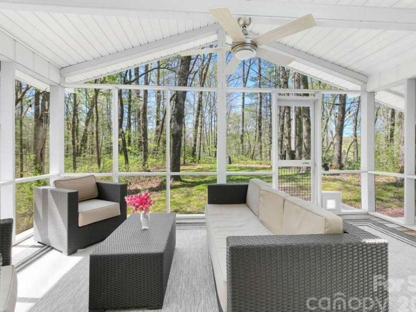 359 Rainbow Lake Drive, Brevard, NC 28712.  MLS# CAR4364404, YatesRealty ID 21110. 