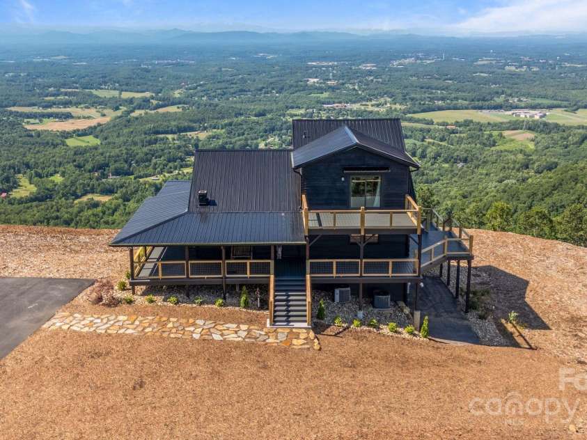 6500 Burkemont Road, Morganton, NC 28655.  MLS# CAR4273645, YatesRealty ID 21110. 
