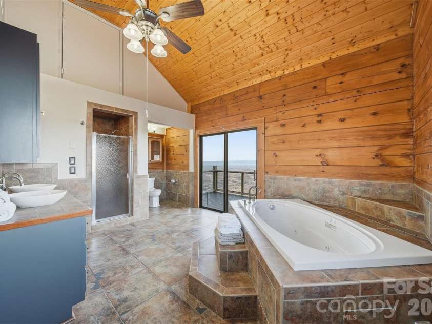 6500 Burkemont Road, Morganton, NC 28655.  MLS# CAR4336098, YatesRealty ID 21110. 