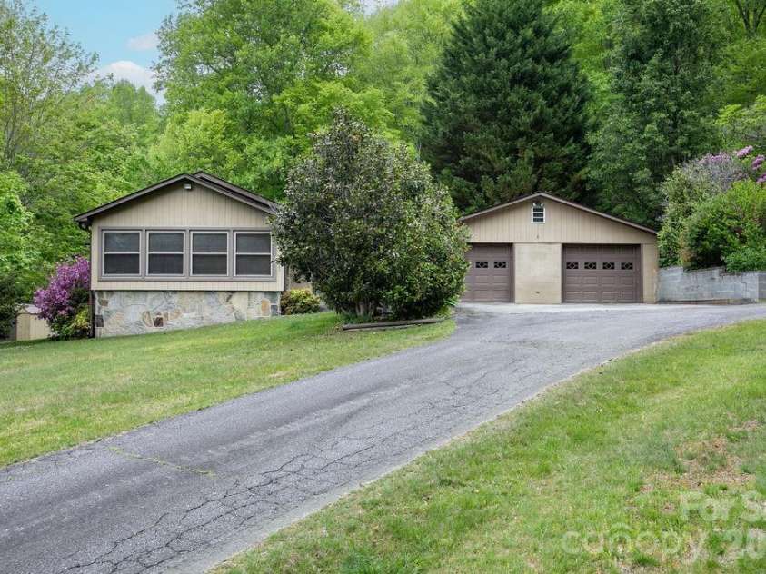 520 Blythe Road, Pisgah Forest, NC 28768.  MLS# CAR4370794, YatesRealty ID 21111. Picturesque Setting