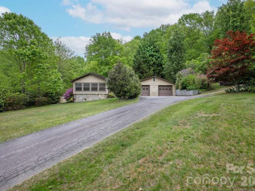 520 Blythe Road, Pisgah Forest, NC 28768.  MLS# CAR4370794, YatesRealty ID 21111. Very Privare