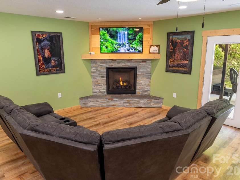 95 Lasso Lane, Waynesville, NC 28785.  MLS# CAR4412726, YatesRealty ID 21112. 