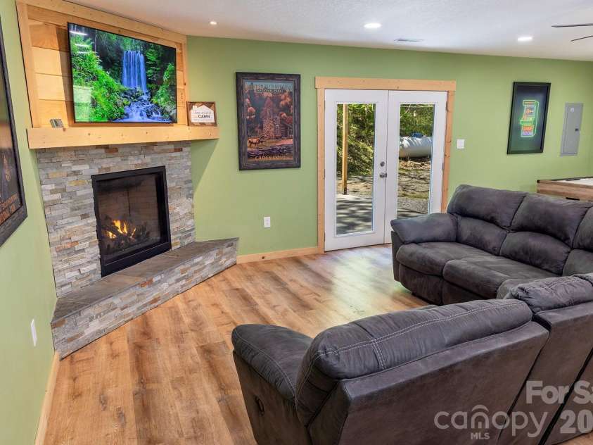 95 Lasso Lane, Waynesville, NC 28785.  MLS# CAR4412726, YatesRealty ID 21112. 