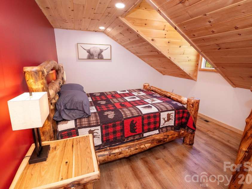 95 Lasso Lane, Waynesville, NC 28785.  MLS# CAR4412726, YatesRealty ID 21112. 