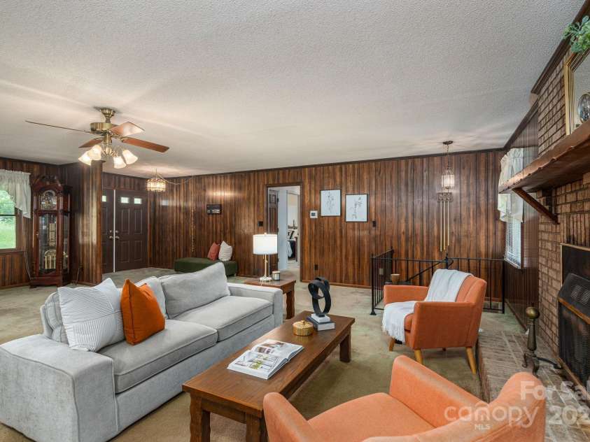 5635 Highway 55 Highway, Clover, SC 29710.  MLS# CAR4272666, YatesRealty ID 21113. 