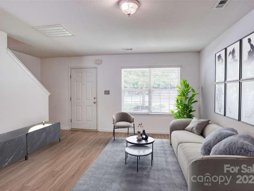 5319 Swearngan Road, Charlotte, NC 28216.  MLS# CAR4273111, YatesRealty ID 21117. 