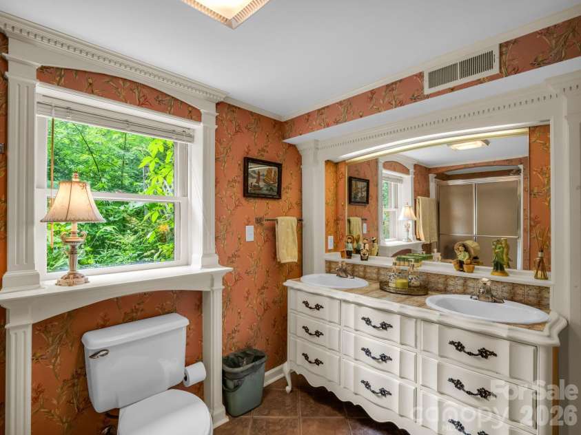 57 Tate Lane, Tryon, NC 28782.  MLS# CAR4378225, YatesRealty ID 21117. 