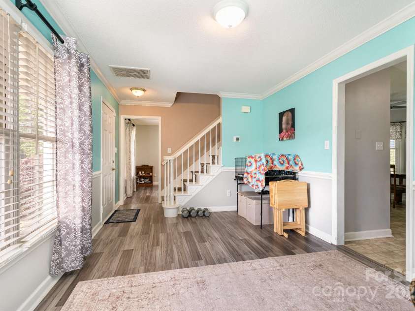 920 Manor Drive, Kings Mountain, NC 28086.  MLS# CAR4272603, YatesRealty ID 21118. 