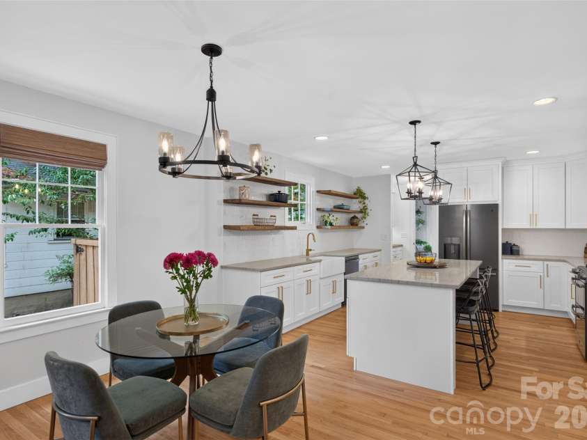1716 Merriman Avenue, Charlotte, NC 28203.  MLS# CAR4406449, YatesRealty ID 21119. 