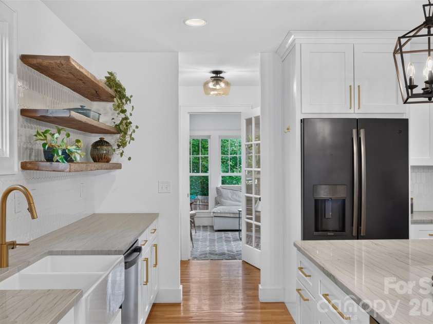 1716 Merriman Avenue, Charlotte, NC 28203.  MLS# CAR4406449, YatesRealty ID 21119. 