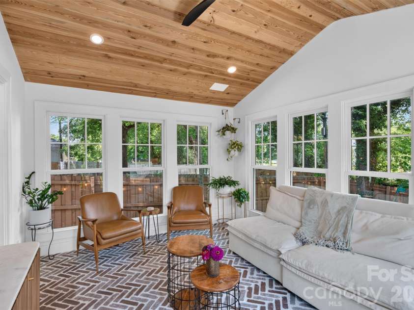 1716 Merriman Avenue, Charlotte, NC 28203.  MLS# CAR4406449, YatesRealty ID 21119. 