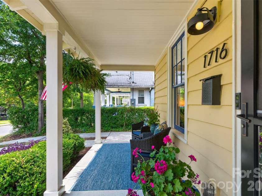 1716 Merriman Avenue, Charlotte, NC 28203.  MLS# CAR4406449, YatesRealty ID 21119. 
