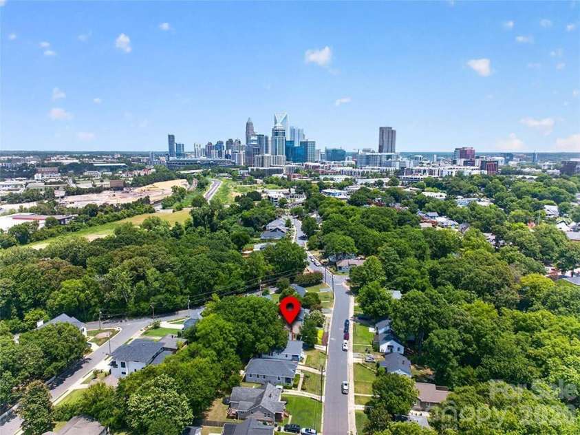 1716 Merriman Avenue, Charlotte, NC 28203.  MLS# CAR4406449, YatesRealty ID 21119. 