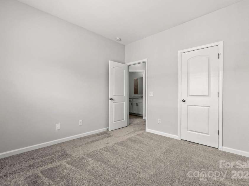 4390 Reed Creek Drive, Sherrills Ford, NC 28673.  MLS# CAR4273714, YatesRealty ID 21119. 