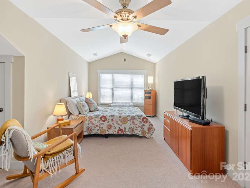 15 Westfield Way, Candler, NC 28715.  MLS# CAR4199194, YatesRealty ID 2112. 