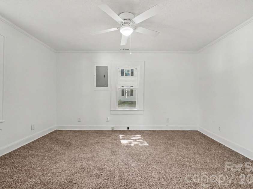 503 McGregor Street, Pageland, SC 29728.  MLS# CAR4379094, YatesRealty ID 21120. Primary Bedroom