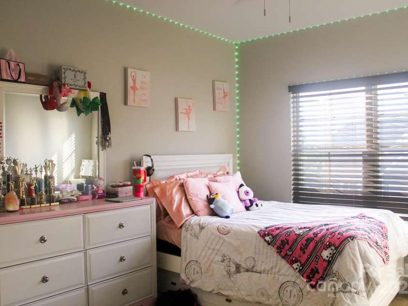 858 Oak Manor Drive, Concord, NC 28025.  MLS# CAR4268517, YatesRealty ID 21121. Oak Manor Bedroom 3 View B