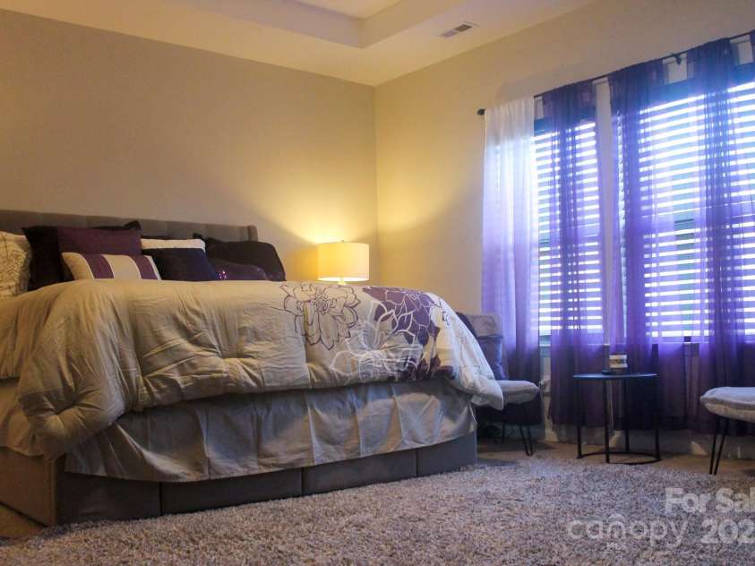 858 Oak Manor Drive, Concord, NC 28025.  MLS# CAR4268517, YatesRealty ID 21121. Oak Manor Owner's Suite View B