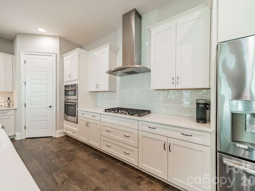 5920 Tindall Park Drive, Charlotte, NC 28210.  MLS# CAR4373289, YatesRealty ID 21122. 