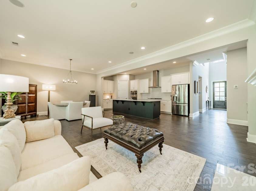 5920 Tindall Park Drive, Charlotte, NC 28210.  MLS# CAR4373289, YatesRealty ID 21122. 