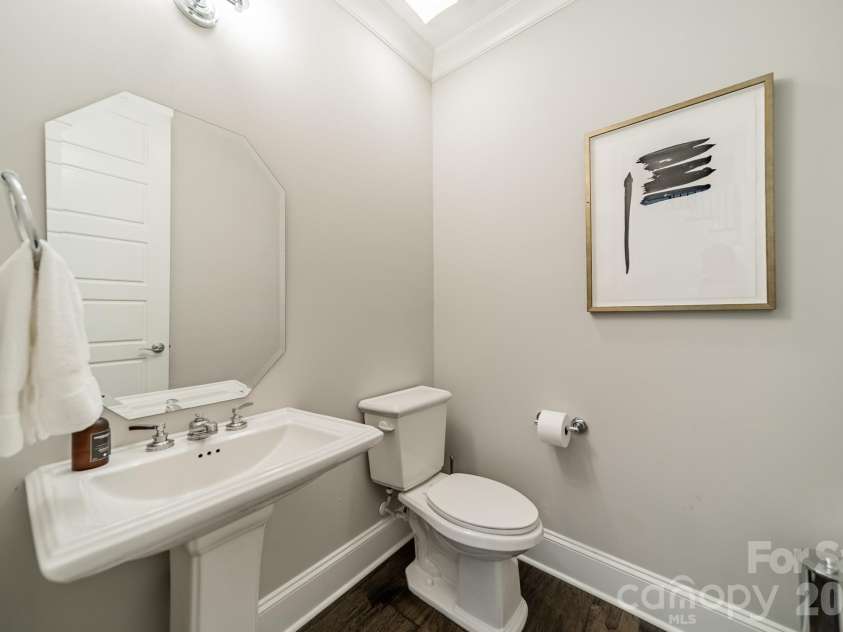 5920 Tindall Park Drive, Charlotte, NC 28210.  MLS# CAR4373289, YatesRealty ID 21122. 