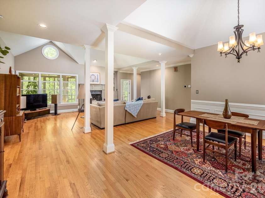 15610 Deerhaven Court, Davidson, NC 28036.  MLS# CAR4364460, YatesRealty ID 21124. 