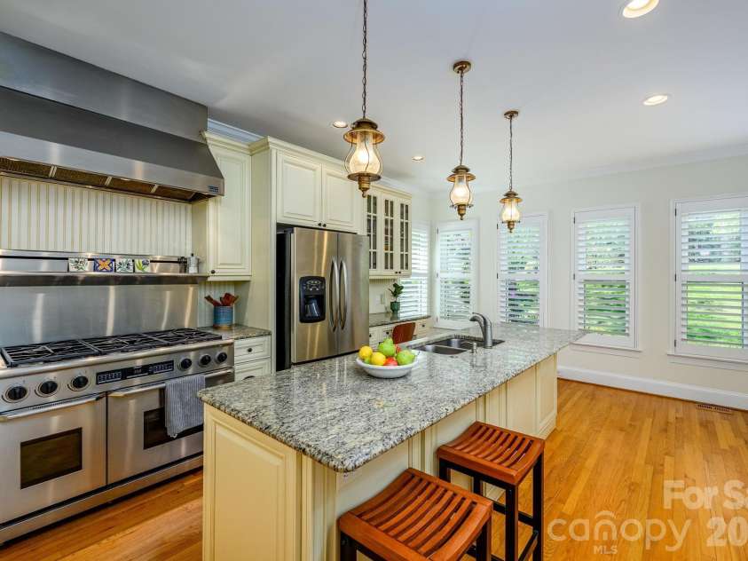 15610 Deerhaven Court, Davidson, NC 28036.  MLS# CAR4364460, YatesRealty ID 21124. 