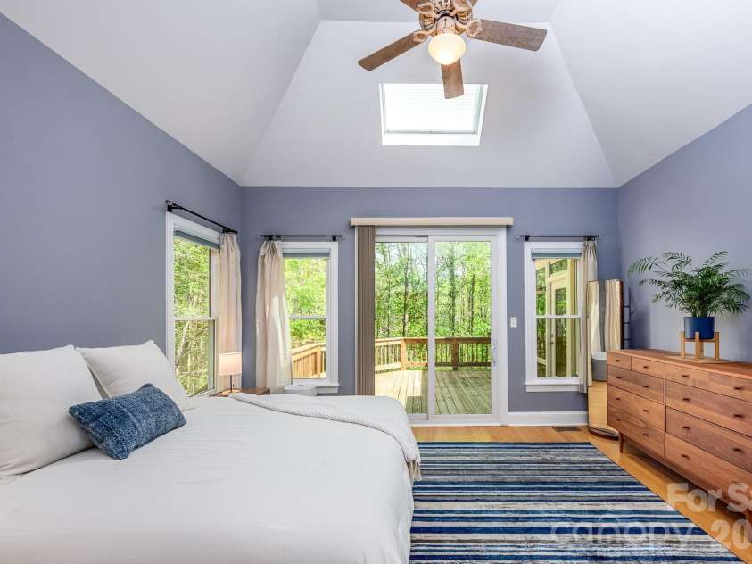 15610 Deerhaven Court, Davidson, NC 28036.  MLS# CAR4364460, YatesRealty ID 21124. 