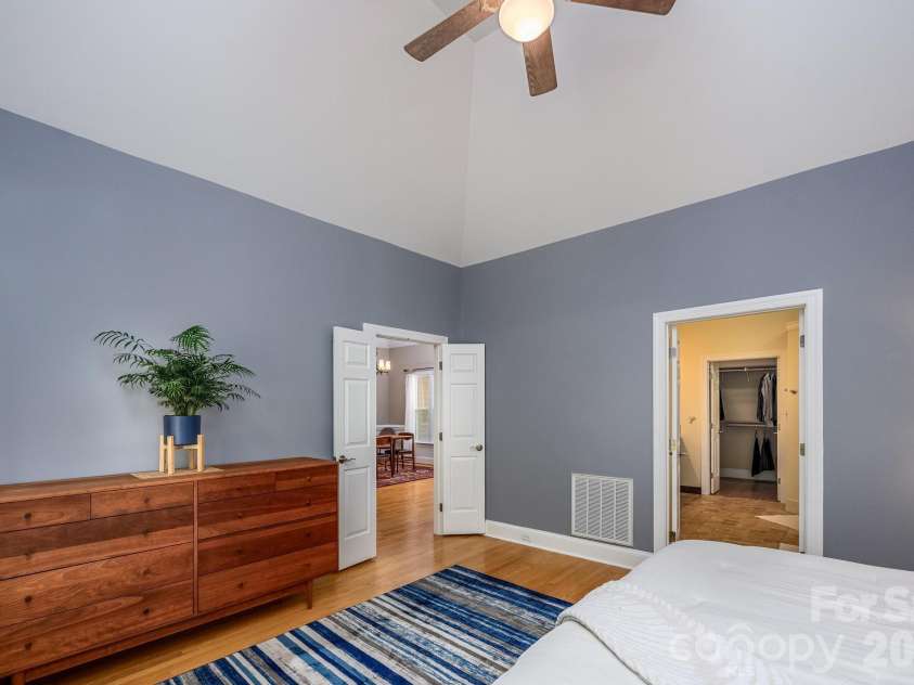15610 Deerhaven Court, Davidson, NC 28036.  MLS# CAR4364460, YatesRealty ID 21124. 