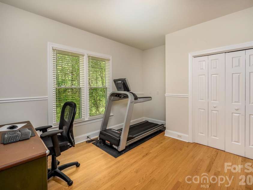 15610 Deerhaven Court, Davidson, NC 28036.  MLS# CAR4364460, YatesRealty ID 21124. 