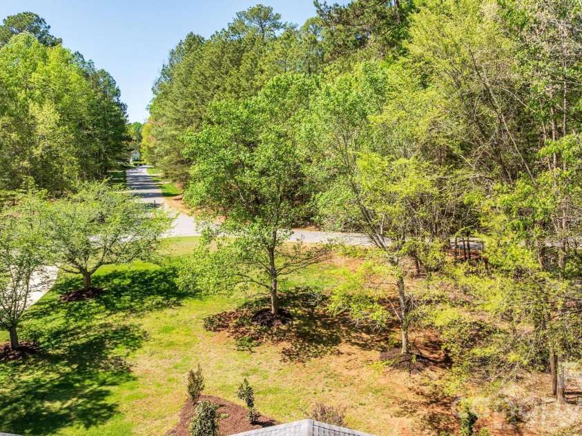 15610 Deerhaven Court, Davidson, NC 28036.  MLS# CAR4364460, YatesRealty ID 21124. 