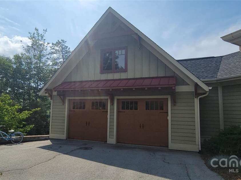 2839 Catawba Falls Parkway, Black Mountain, NC 28711.  MLS# CAR4273331, YatesRealty ID 21124. 