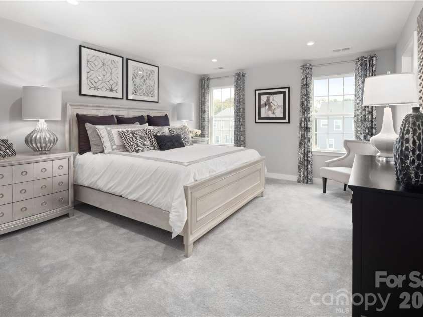 7018 Yorkshire Place Way, Charlotte, NC 28278.  MLS# CAR4337399, YatesRealty ID 21125. Representative Photo Only