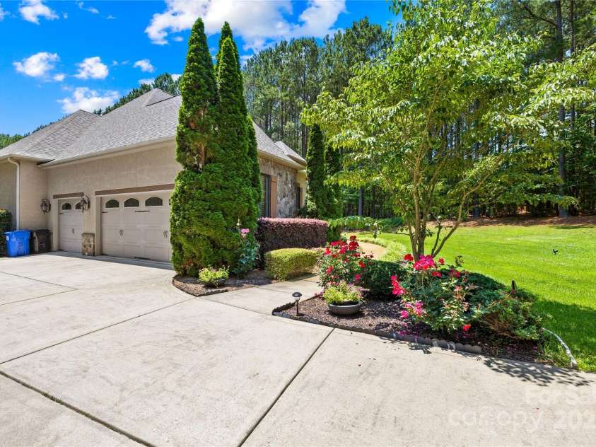 168 Blue Ridge Trail, Mooresville, NC 28117.  MLS# CAR4270259, YatesRealty ID 21127. 