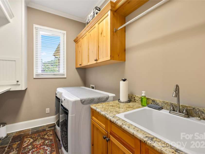 168 Blue Ridge Trail, Mooresville, NC 28117.  MLS# CAR4270259, YatesRealty ID 21127. 