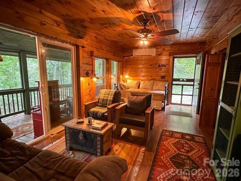548 Bear Cub Drive, Spruce Pine, NC 28777.  MLS# CAR4426494, YatesRealty ID 21127. 