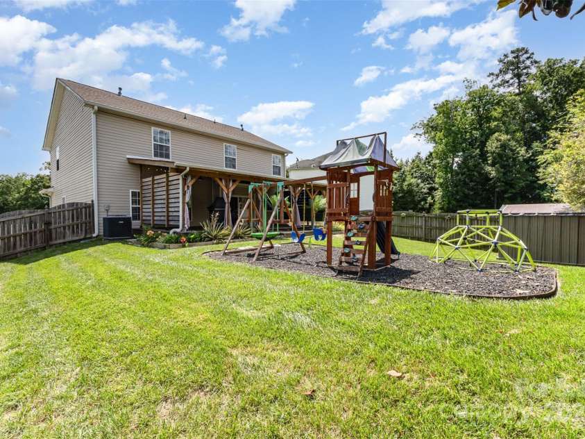 11109 Amur Court, Charlotte, NC 28262.  MLS# CAR4254814, YatesRealty ID 21128. 