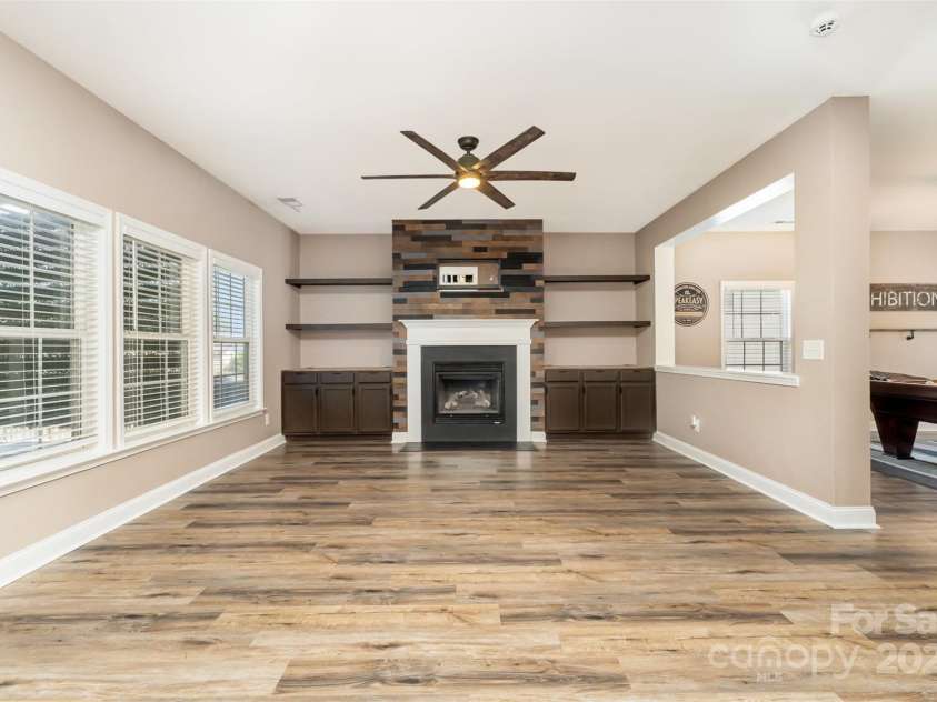 11109 Amur Court, Charlotte, NC 28262.  MLS# CAR4254814, YatesRealty ID 21128. Family Room