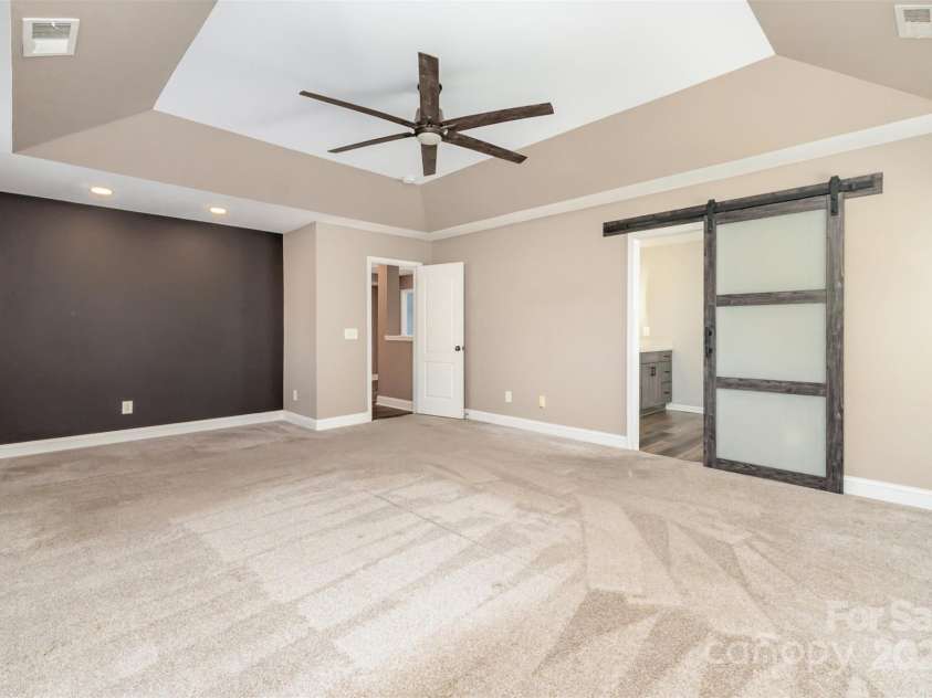 11109 Amur Court, Charlotte, NC 28262.  MLS# CAR4254814, YatesRealty ID 21128. Primary Bedroom
