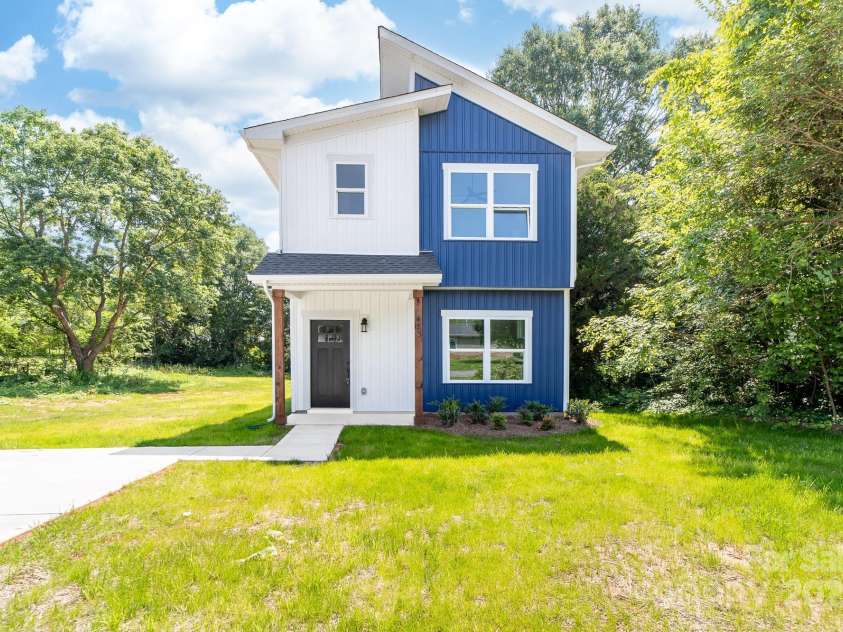 413 Jose Street, Shelby, NC 28150.  MLS# CAR4255548, YatesRealty ID 21129. 
